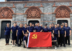 【上海市文明单位】AG手机在线官网_ag（中国）控股国大药房上海连锁有限公司