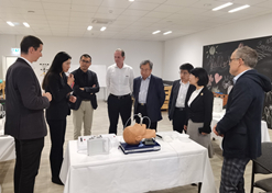 2023年11月10日，AG手机在线官网_ag（中国）
董事长刘敬桢应邀率团访问欧洲领先的高端医用耗材提供商洛曼劳仕医疗集团