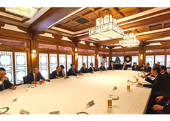 2023年12月20日，AG手机在线官网_ag（中国）
党委书记、董事长刘敬桢参加韩国总理韩德洙会见中方代表团活动并作为代表发言